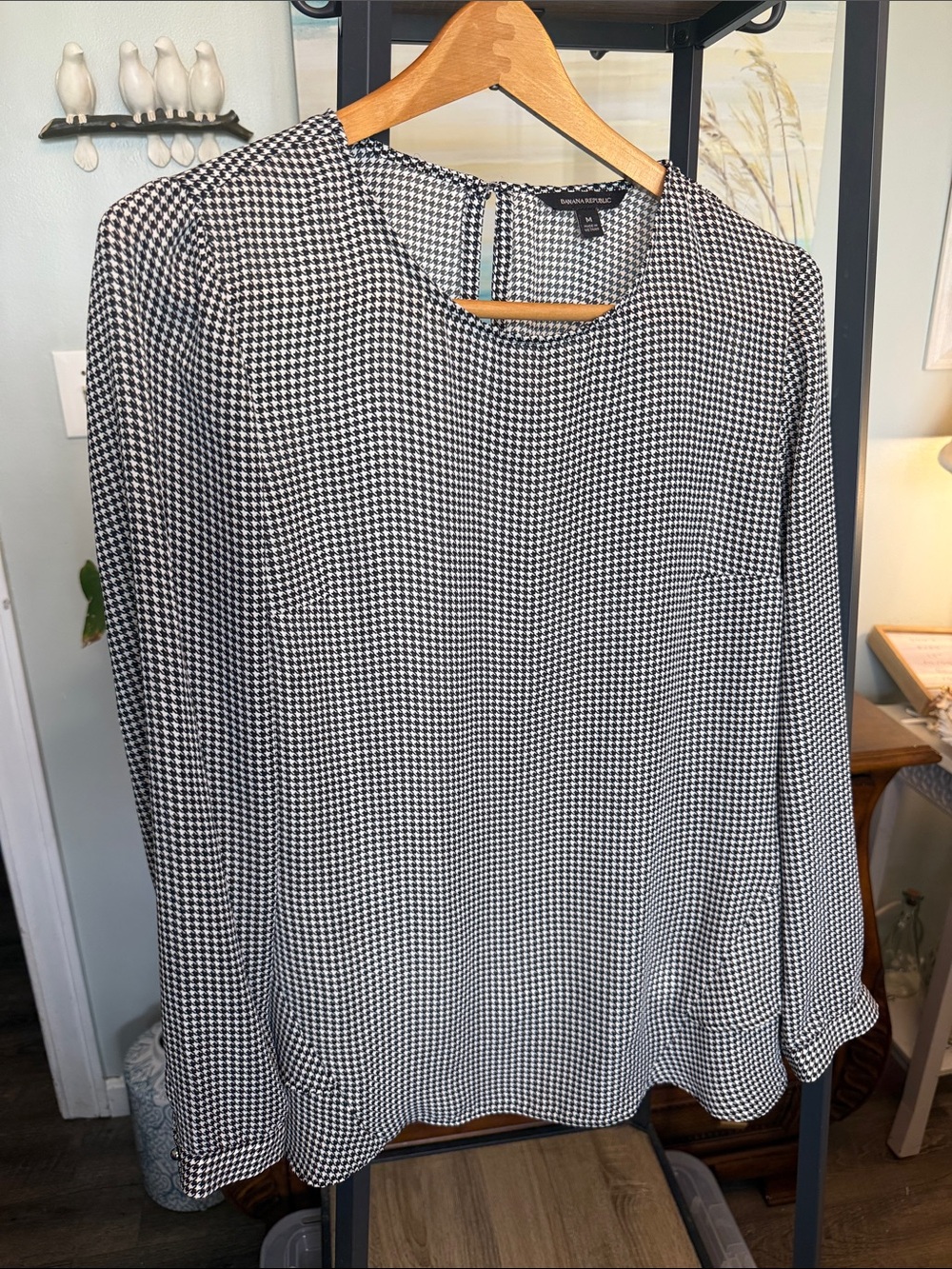 Banana Republic Black and White Houndstooth Long-Sleeve Blouse